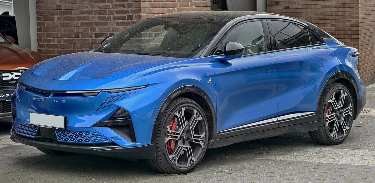 Alpine A390 – modelbillede; udstyr og årgang kan variere