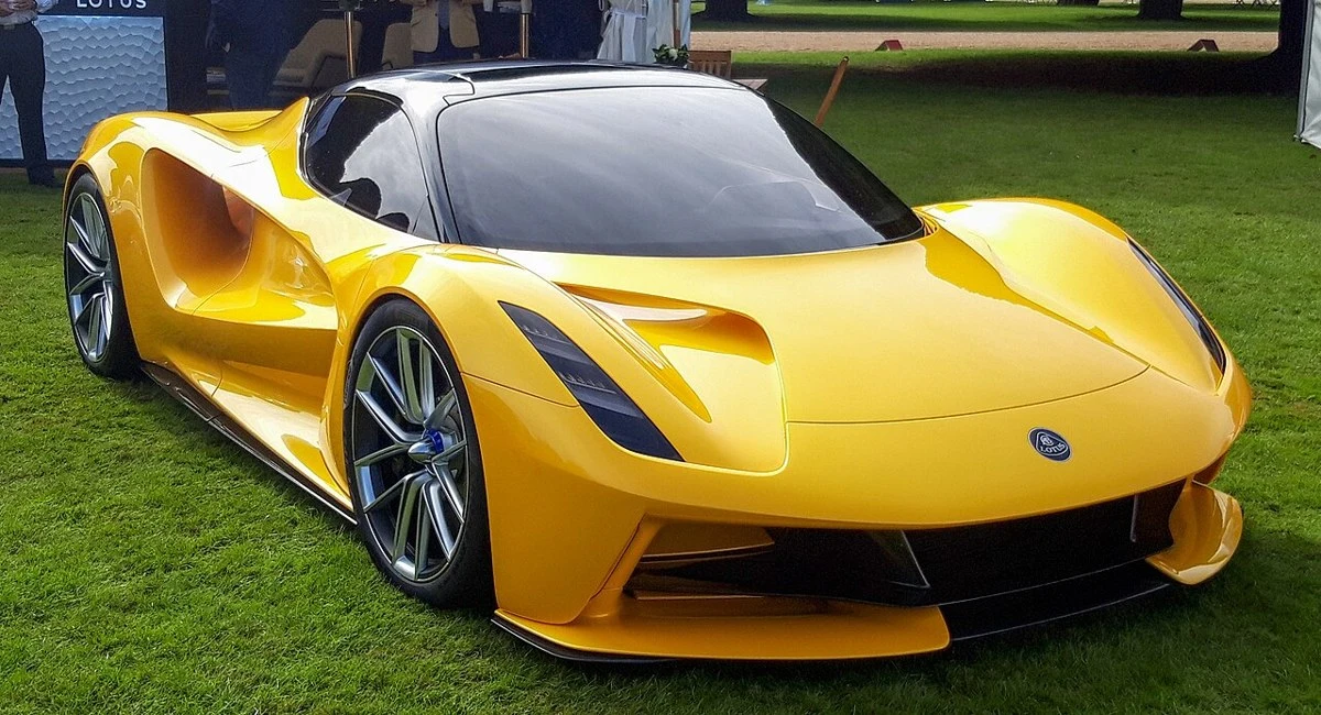 Lotus Evija – modelbillede; udstyr og årgang kan variere