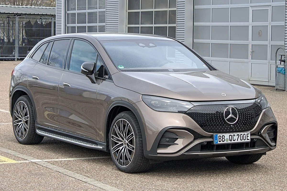 Mercedes-Benz EQE SUV – modelbillede; udstyr og årgang kan variere