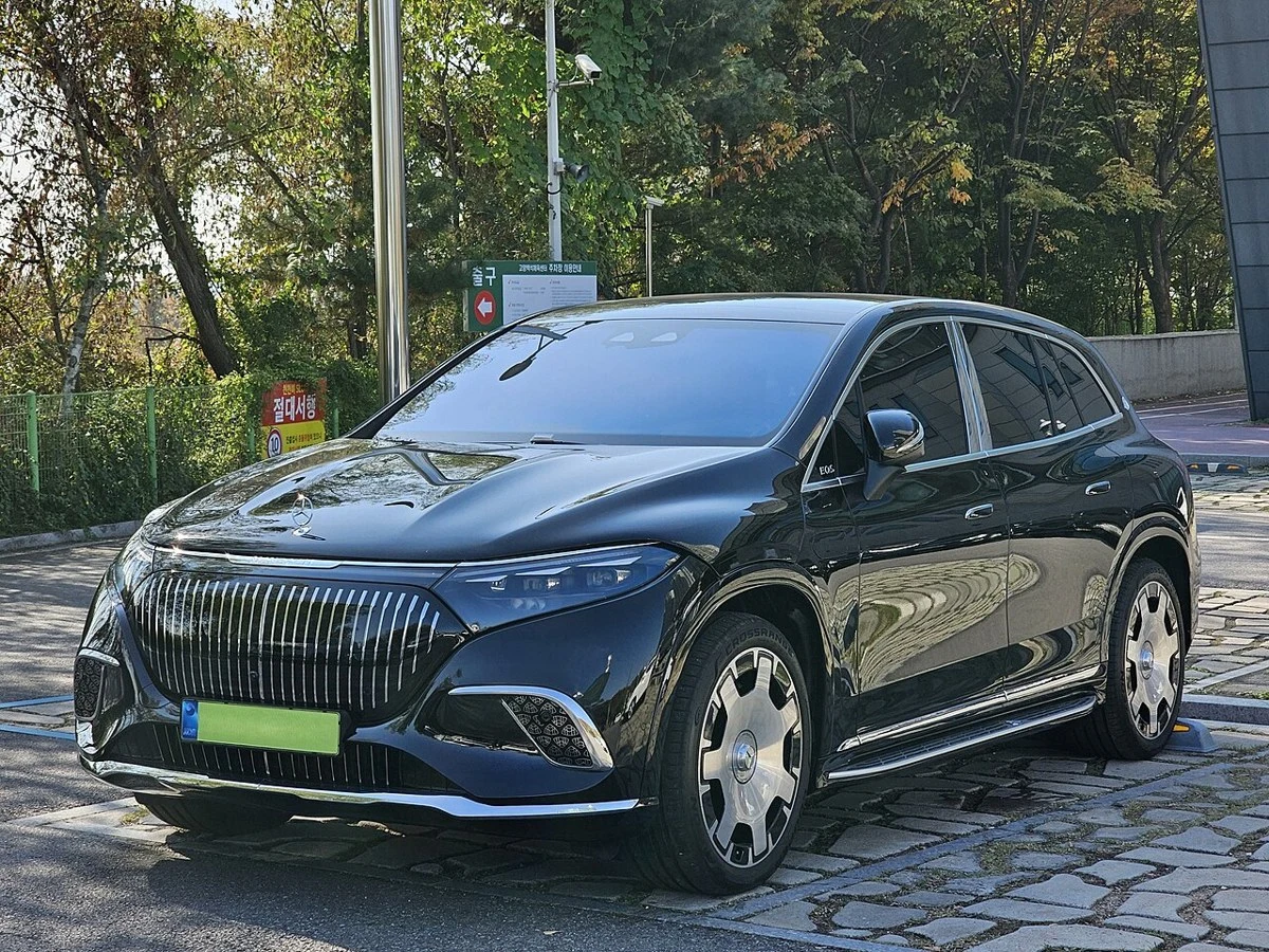 Mercedes-Benz Maybach EQS SUV – modelbillede; udstyr og årgang kan variere
