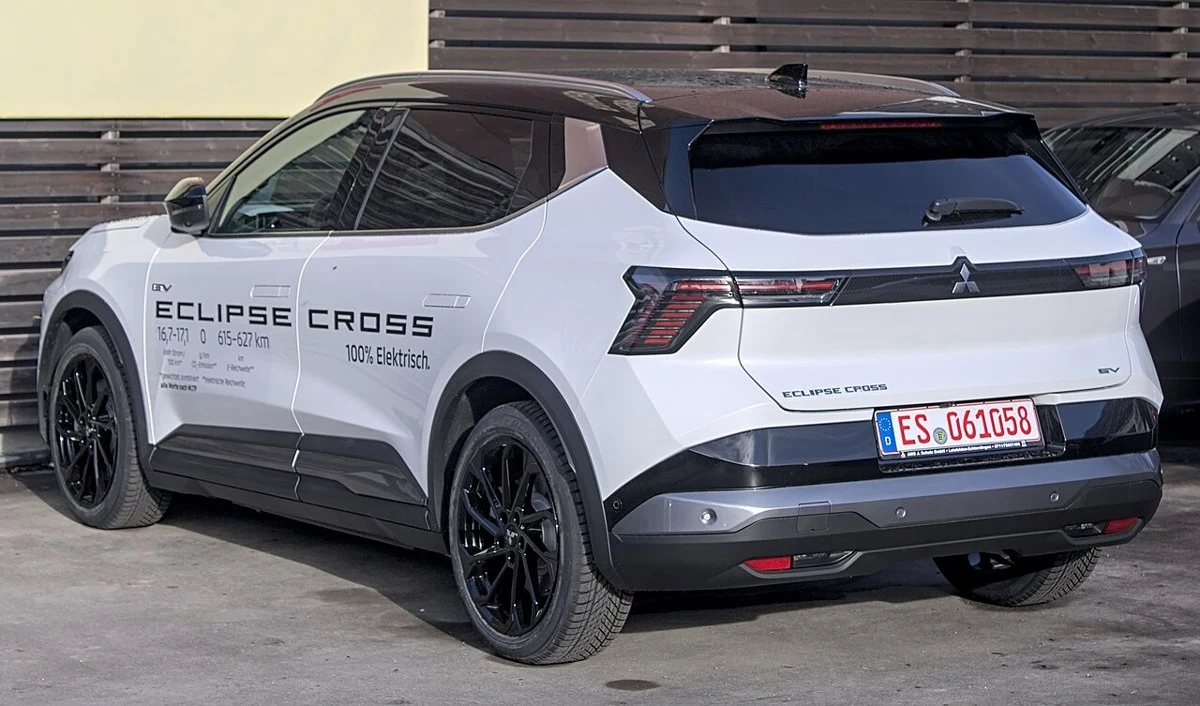 Mitsubishi Eclipse Cross EV – modelbillede; udstyr og årgang kan variere