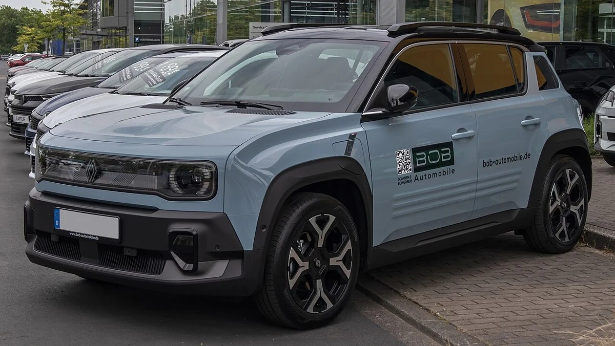 Renault 4 E-Tech Electric – modelbillede; udstyr og årgang kan variere