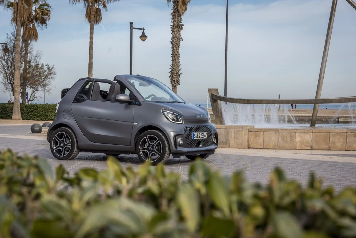 Smart EQ fortwo cabrio – modelbillede; udstyr og årgang kan variere