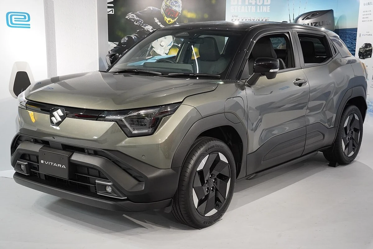 Suzuki e Vitara – modelbillede; udstyr og årgang kan variere