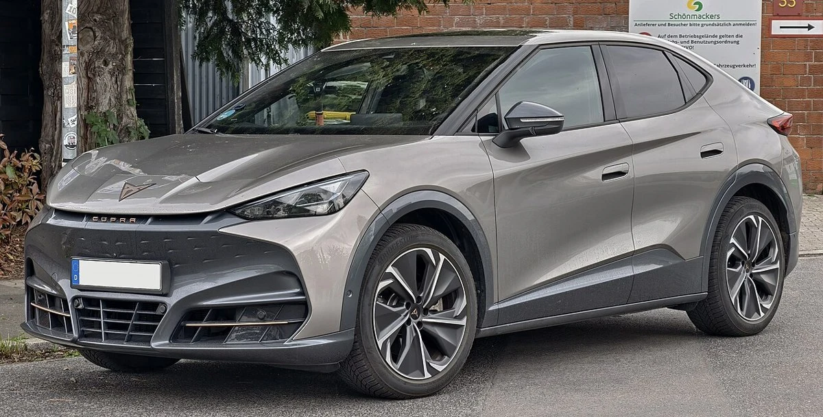 Cupra Tavascan – modelbillede; udstyr og årgang kan variere